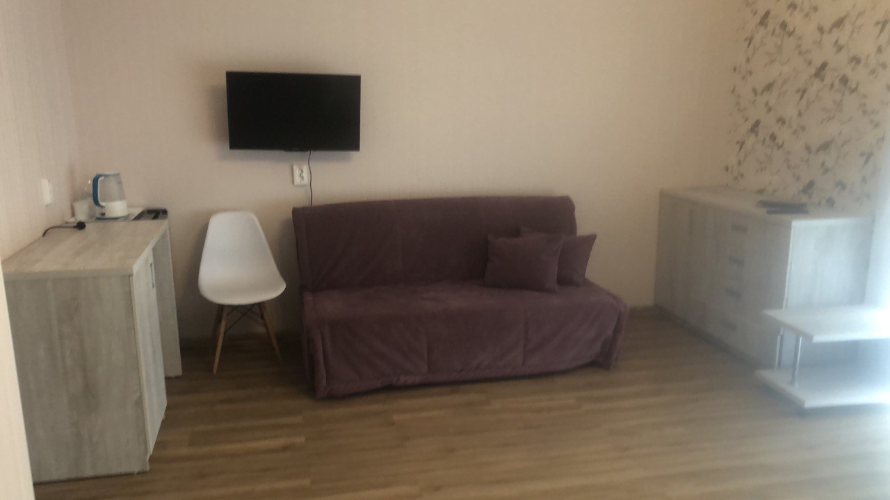 Комната на троих с видом на горы 